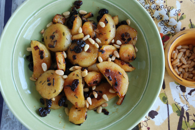 Roasted-Parsnips-with-Honey-and-Raisins-from-above-Tiny-Farmhouse