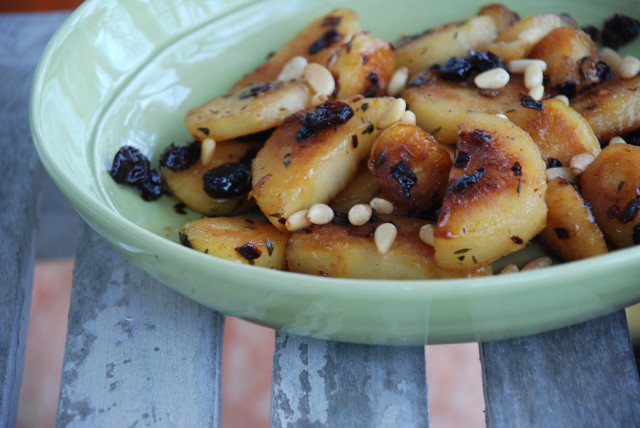 Roasted-Parsnips-with-Honey-and-Raisins-in-bowl-Tiny-Farmhouse
