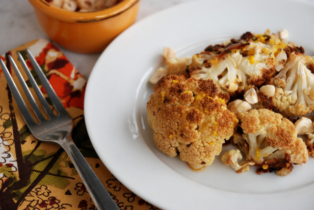 roasted-cauliflower-with-hazelnuts-gorgonzola-tiny-farmhouse