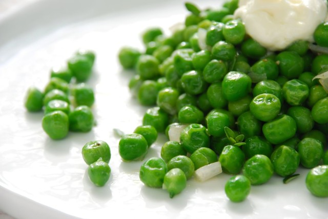 Peas with Lemon Mascarpone close up | tiny farmhouse