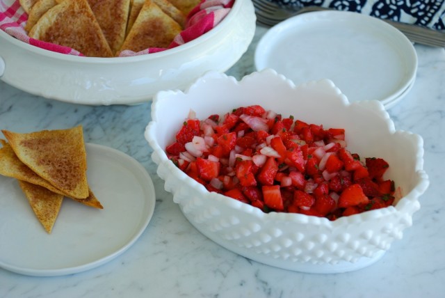 Strawberry Salsa and Sugared Pita Chips from The Coastal Table - chips and salsa | tiny farmhouse