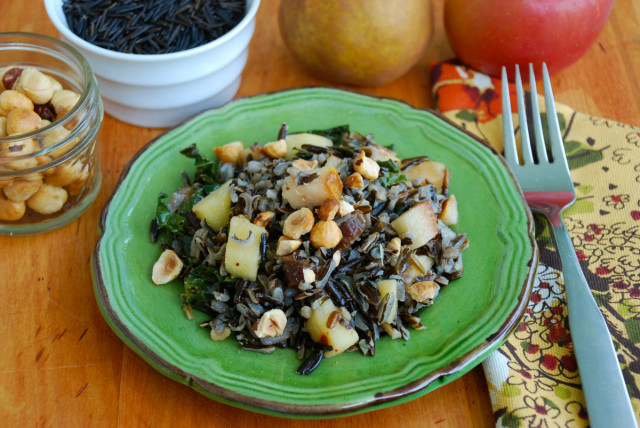 whole-grains-month-contest-wild-rice-fall-fruit-salad-on-plate | tiny farmhouse