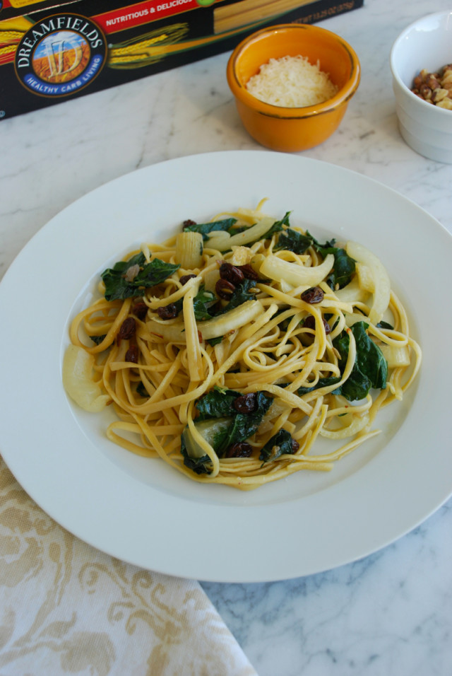 Linguine with Fennel and Kale + a Dreamfields giveaway